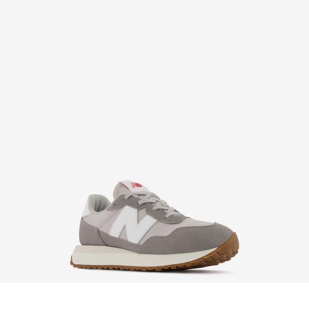 New Balance 237 in Marblehead Grey (NIB)